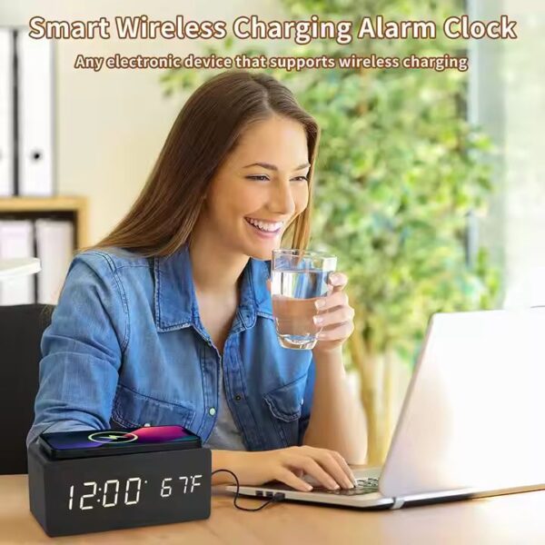 Multifunctional 2IN1 Wooden Wireless Charger with Led Digital Alarm Clock - Image 3